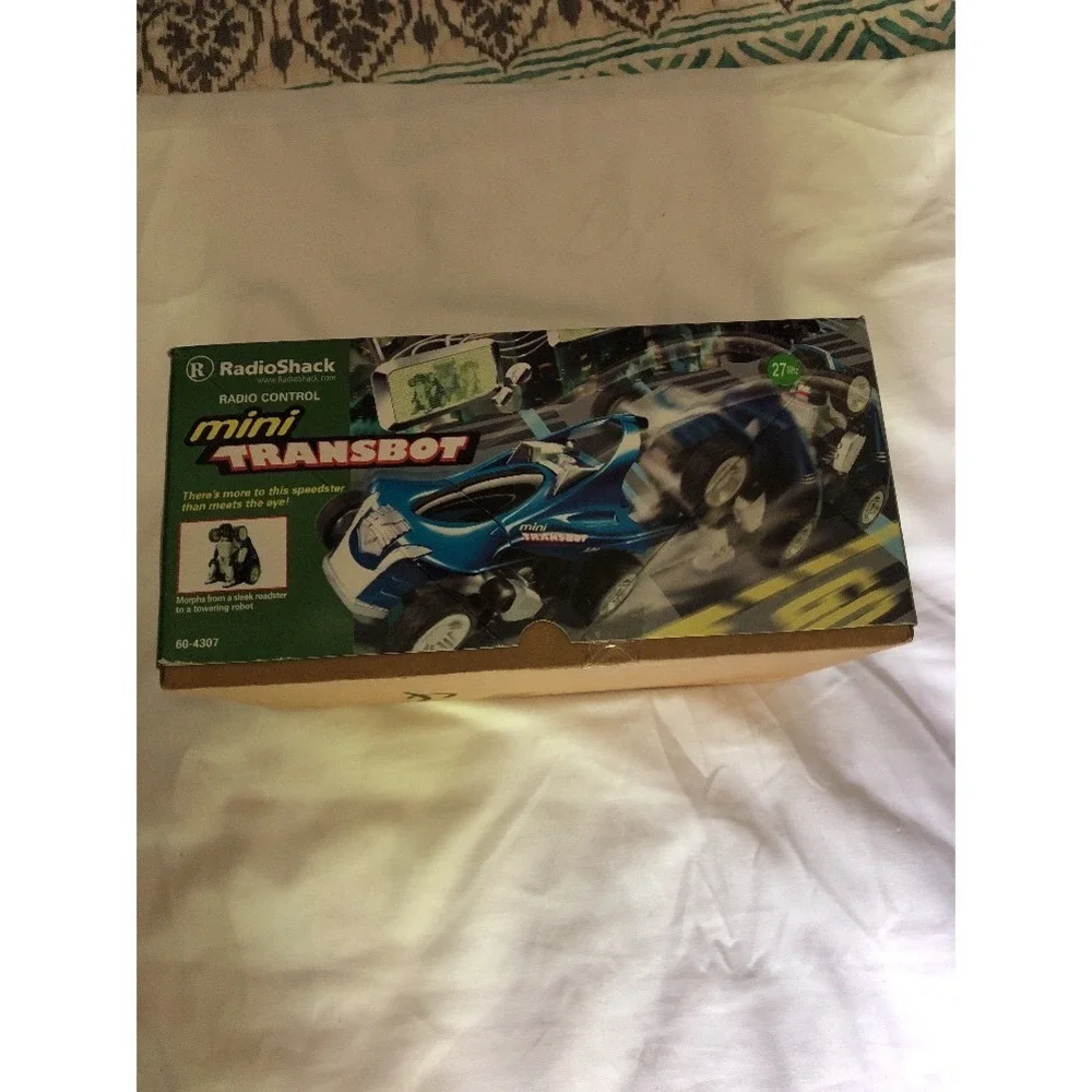 RadioShack‎ Radio Control Mini Transbot Blue Roadster Transforming Robot 60-4307